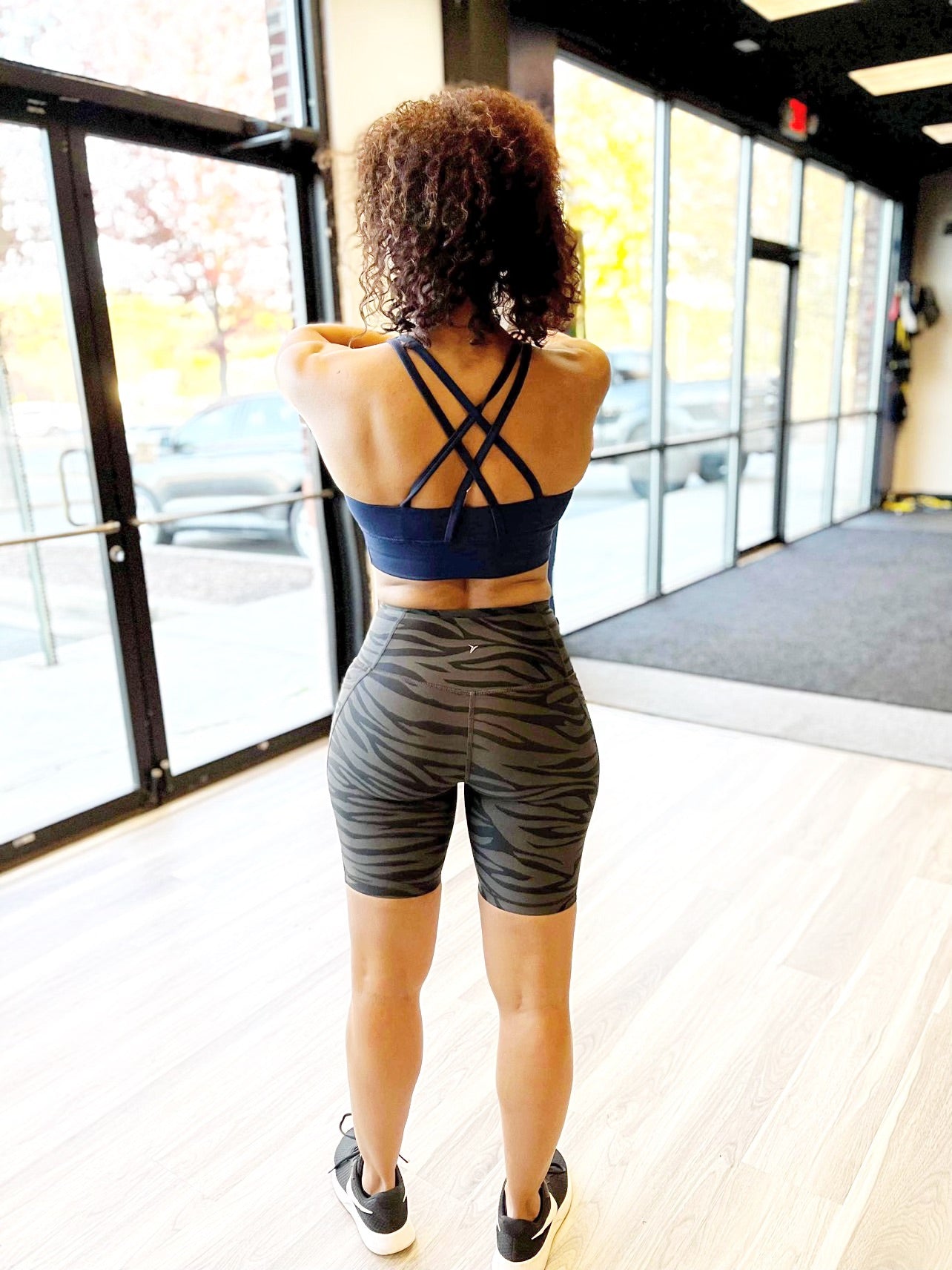 ELITE women’s cross back Yoga sports bra